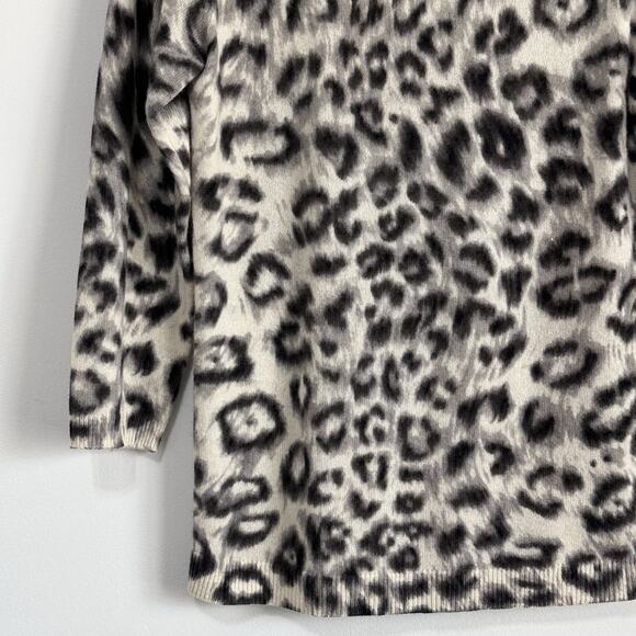 Talbots 100% Pure Cashmere Sweater XS Animal Print 3/4 Sleeve Pullover Crewneck - Picture 4 of 9